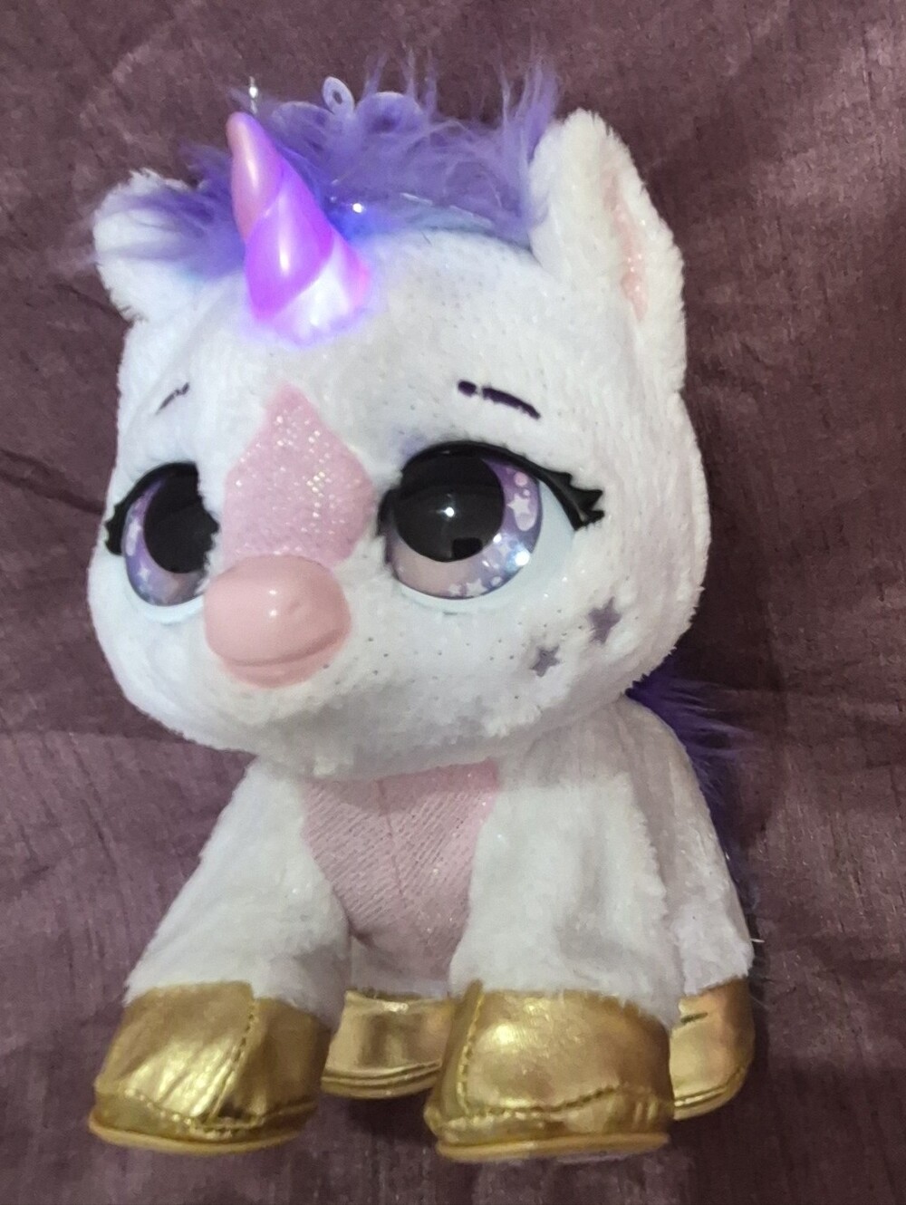 Spin Master Present Pets Twinkle Interactive Light-Up Unicorn Plush -Works Great